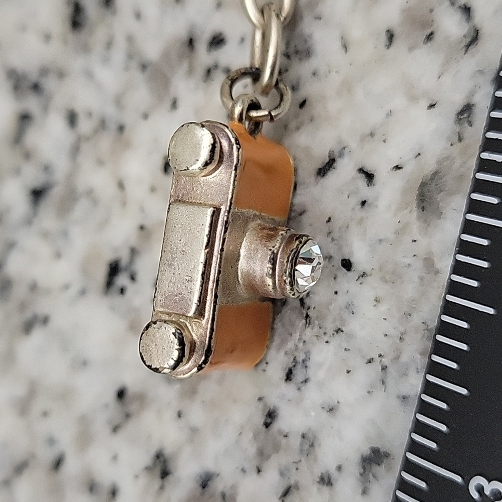 4 for $10 Camera Keychain - Picture 7 of 7